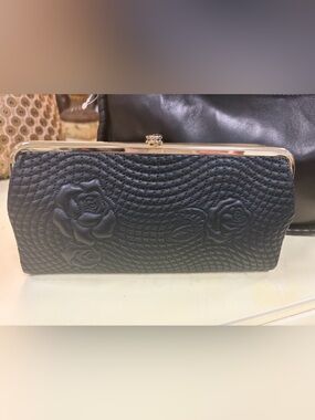 HOBO Black Quilted Rose-Embossed Frame Clutch with Gold-Tone Trim